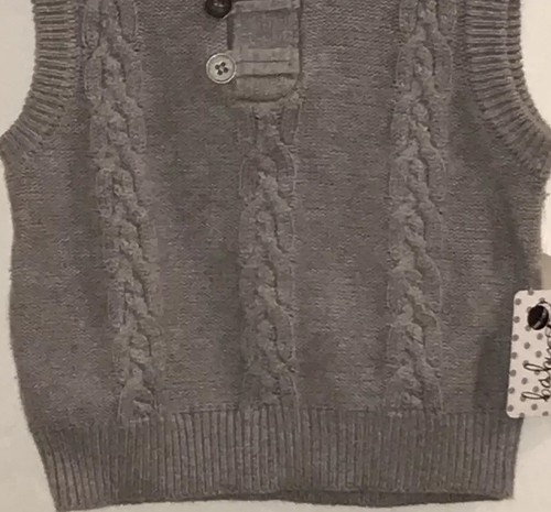 Baby Boy’s NWT Gray Sweater Vest 6-12M Cable Knit Brass Buttons/Loop Crew Neck