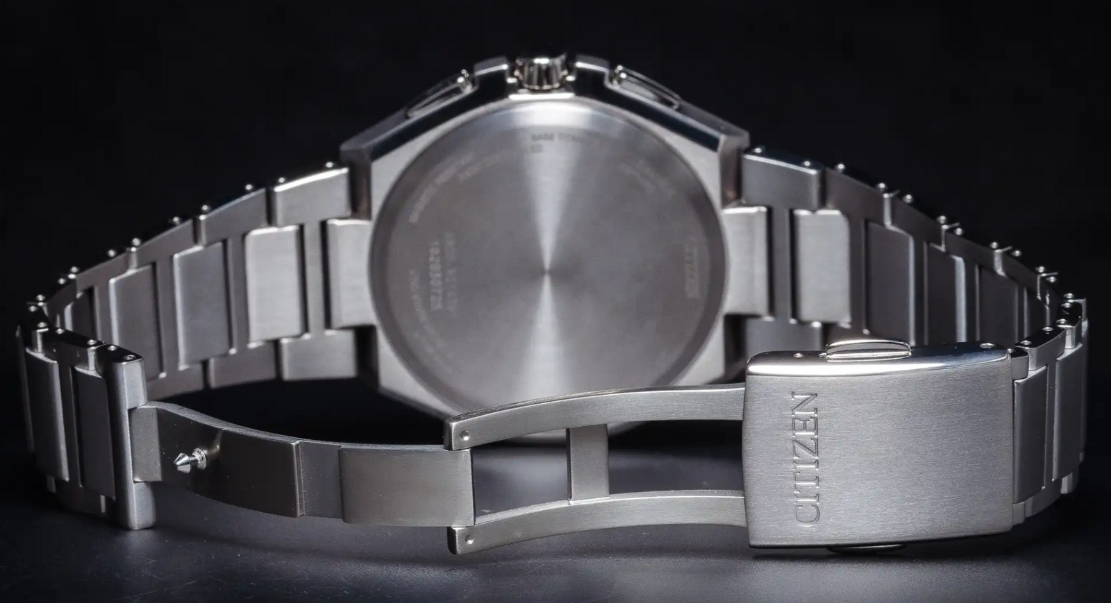 Pre-owned Citizen Titanium Radio Controlled Blue Dial Sapphire Crystal Watch At8234-85l