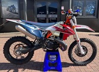 KTM EXC 250 SIX DAYS EDITION - ONLY 7.6 HOURS FROM NEW - PLENTY OF EXTRAS 