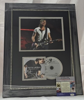 Keith Urban  Signed Autographed Greatest Hits CD   Framed COA