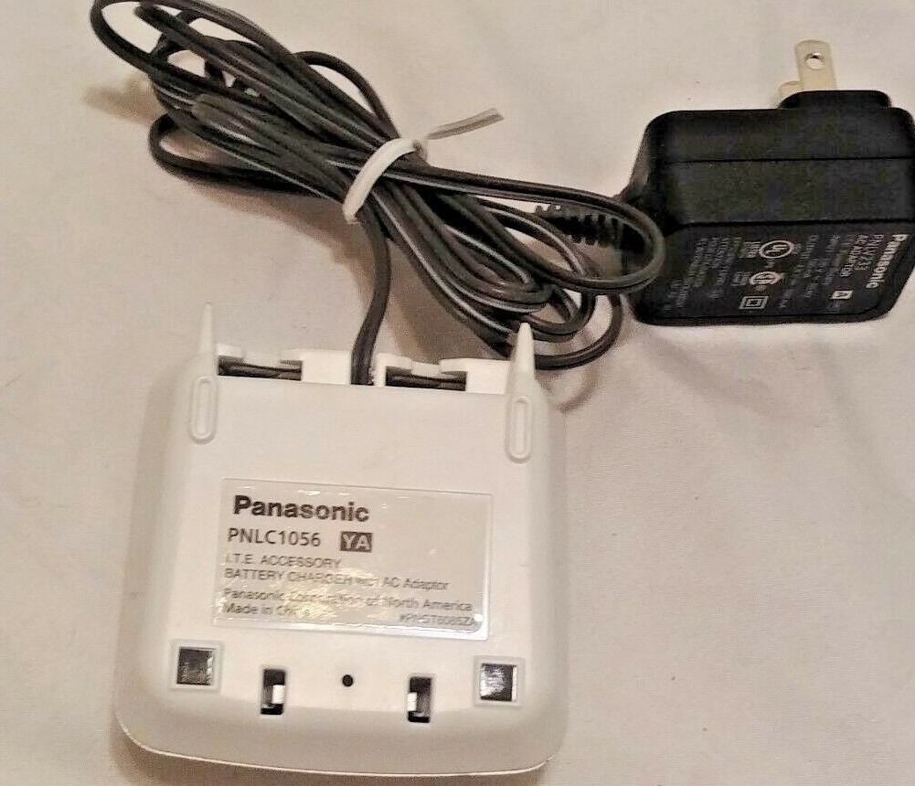 Panasonic PNLC1056 Charging Cradle PNLV233 Adapter Phone KX-TGD220 KX-TGDA20