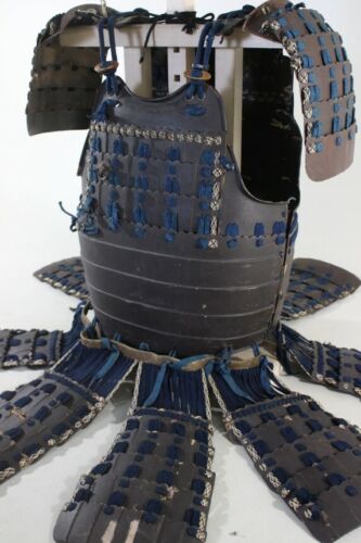 MUNATORI YOKOHAGI 2 Plates DOU w/SODE of YOROI (armor) : EDO : 5.92kg