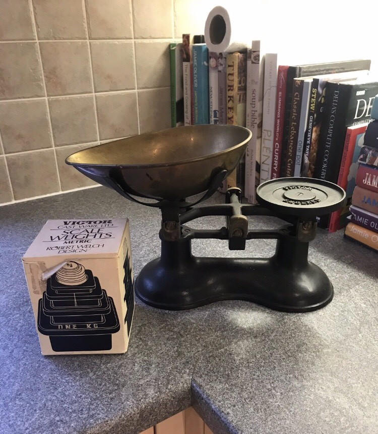Victor cast iron kitchen scales & weights in Holmfirth, West