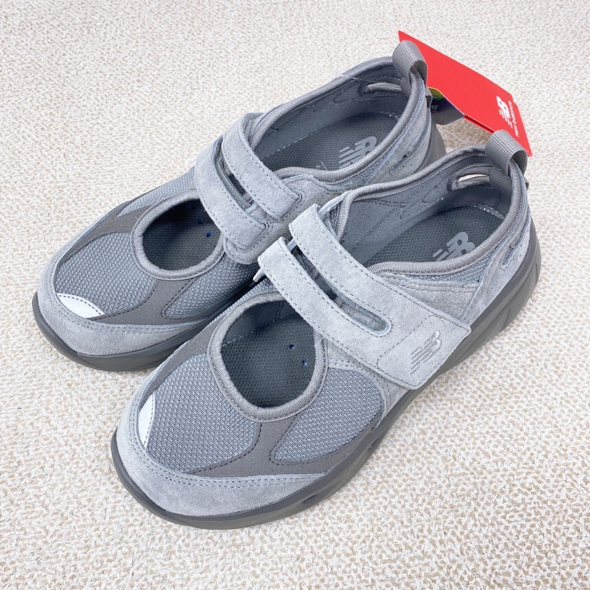 New Balance Breeze Womens Mary Jane Sneakers Suede Grey