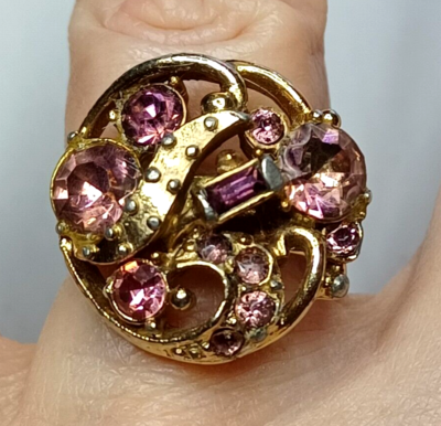 VINTAGE SIGNED HOLLYCRAFT 1957 GOLD TONE RHINESTONES ADJUSTABLE