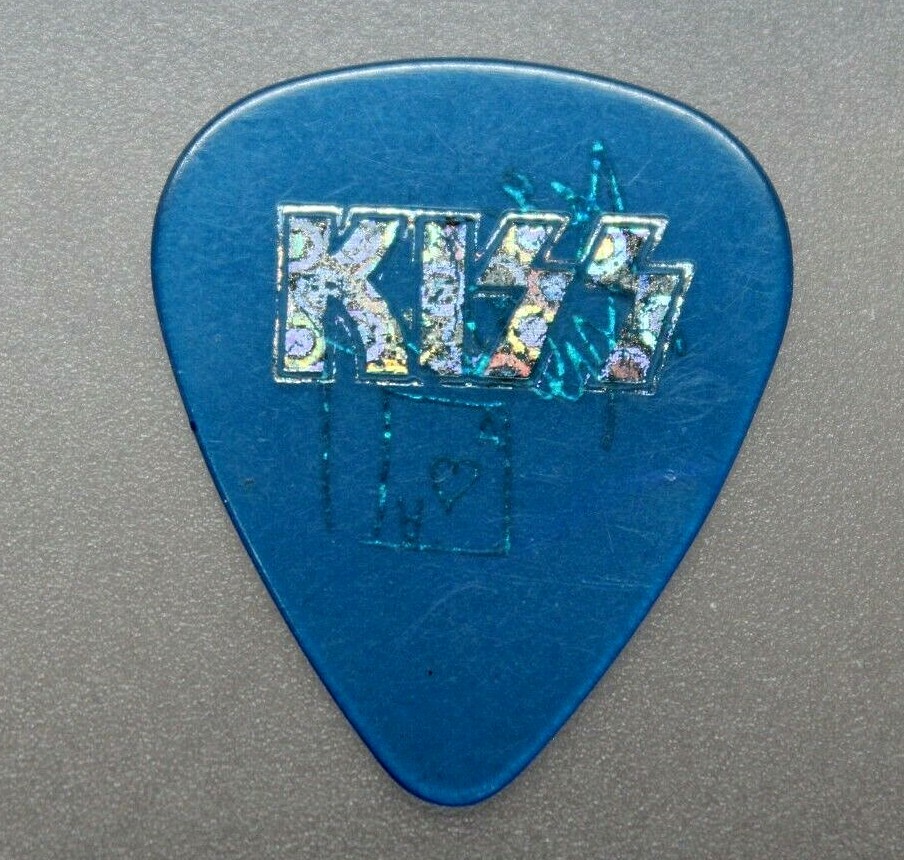 大注目 KISS ギターピック キッス 2021年 2013 ギターピック - www
