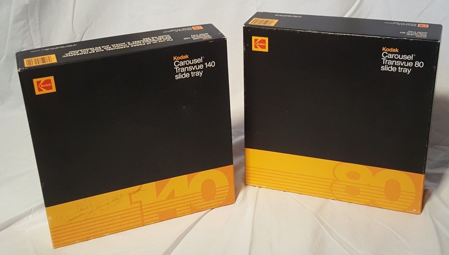 Vtg Kodak Carousel Custom 860 H Slide Projector w/ 2 Carousels & Projector Lamps