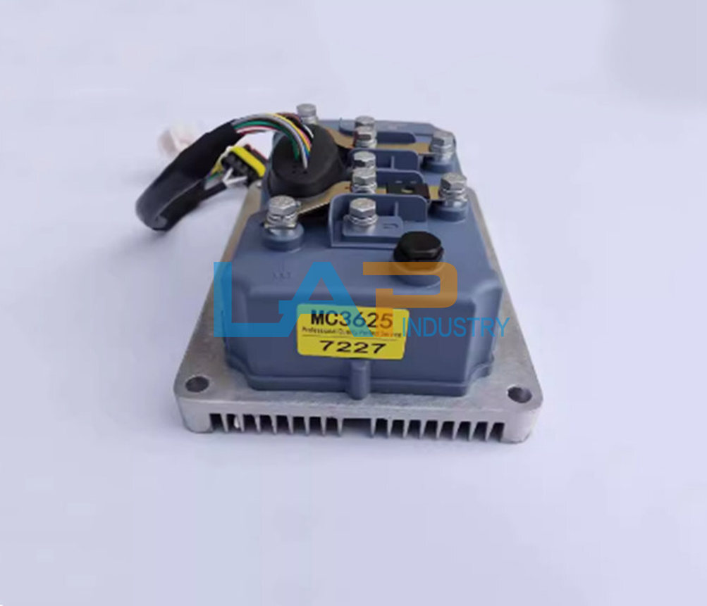 美品 Master Controller I & II (通電のみ確認) 美品 Master Controller I & II (通電のみ確認)