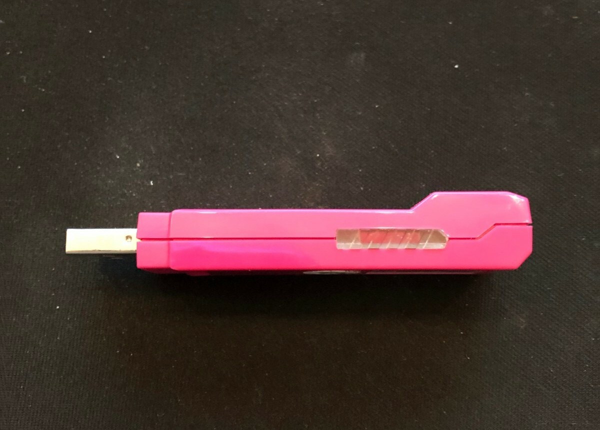 Brand New,Brook Xbox One Controller to PS4 Console Gaming Converter Pink