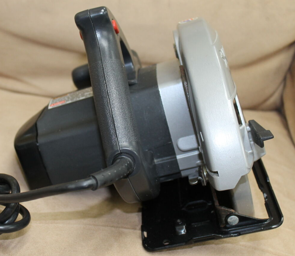 かず Skil 2610993156 Carbon Brush and Carbon Holder Set of 2 for