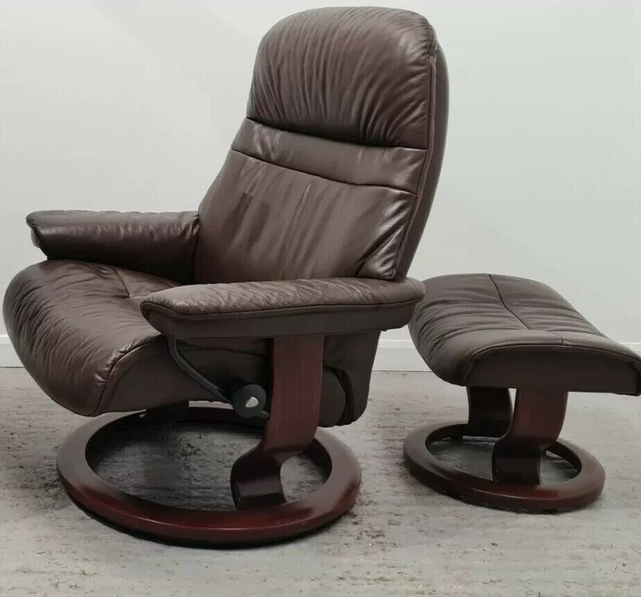Ekornes Stressless Swivel Recliner Leather Chair & Footstool 1402223