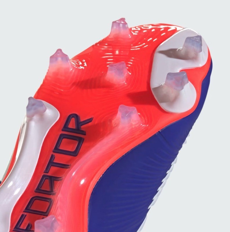 シューズ Adidas Predator $_3.JPG