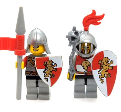 2 Lego Castle Lion Knights Kingdom Minifigures Shields cas460