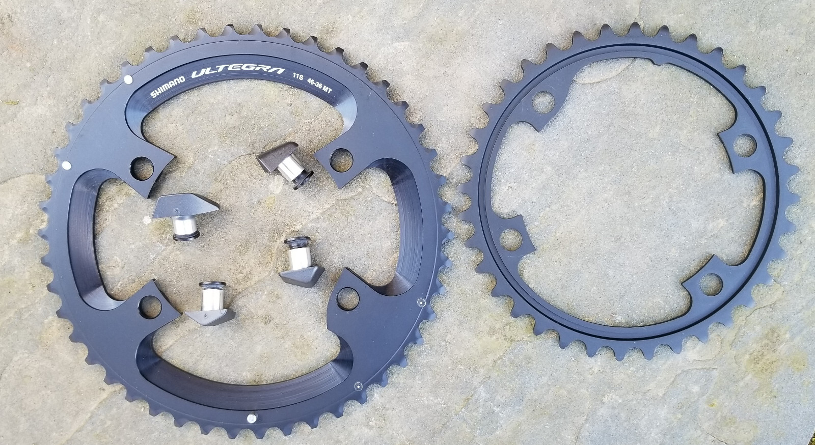Shimano R8000 Ultegra 11 Speed Chainring Set 46-36 Gearing