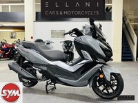 2024 SYM Cruisym 300 300 Scooter Petrol CVT Euro 5 (26 ps) Scooter Petrol Automa