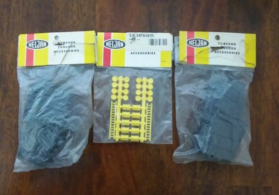 3 - NOS HELJAN TILBEHOR VINTAGE HO TRAIN ACCESSORIES