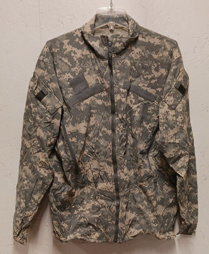 Jacket, Wind,Cold Weather. GEN III L4 Top C SIZE MEDIUM Jacket, Wind,Cold Weather. GEN III L4 Top C SIZE MEDIUM