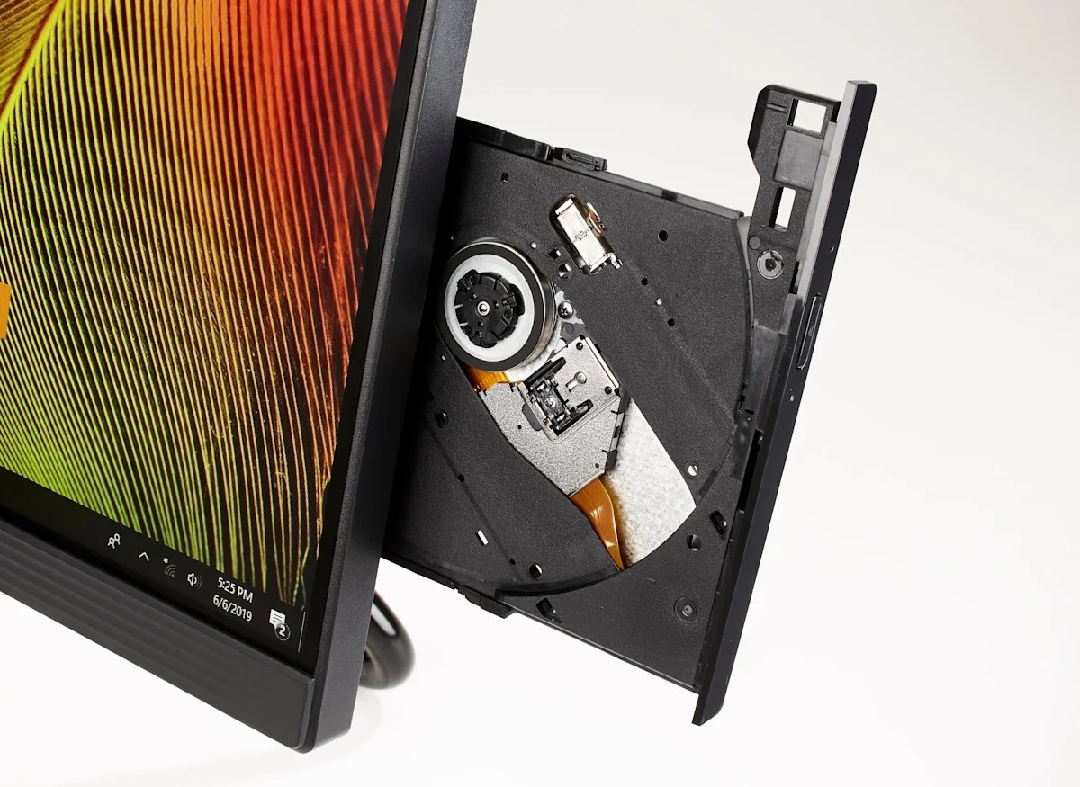 Lenovo IdeaCentre A340-22IGM 21.5" Touch All-In-One PC 8GB 1TB Win11 Pentium - Thumbnail 3