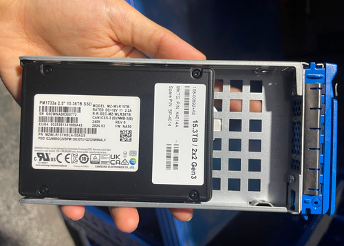 NetApp X4014A 15.3TB SED NVMe SSD Disk Drive For A250 A800