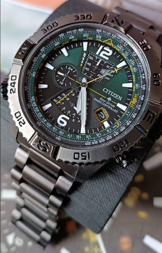 Pre-owned Citizen At8227-56x Promaster Navihawk A-t Green Dial Eco-drive Men's Watch