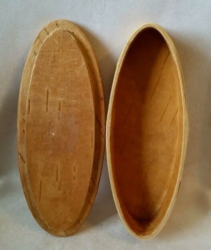 Handcrafted Russian Birch Bark Amber & Flower Decorated Jewelry and Trinket Box