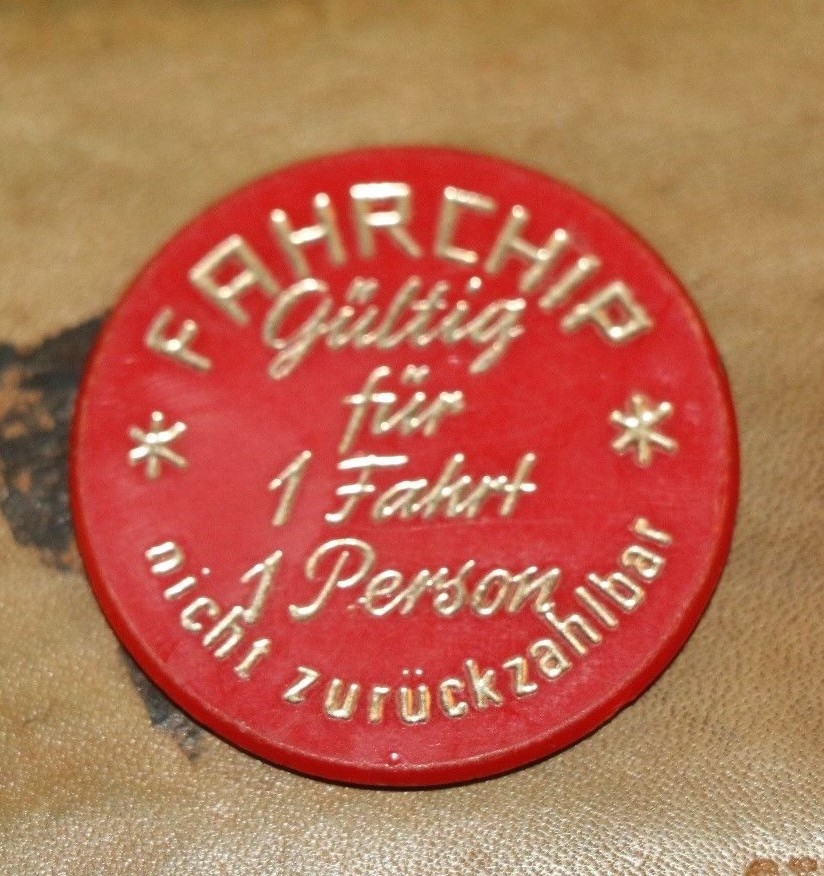 NURNBERG GERMANY TRADE TOKEN WOODEN NICKEL PLASTIC A WOLF DAS UNGEHEUER FAHRCHIP