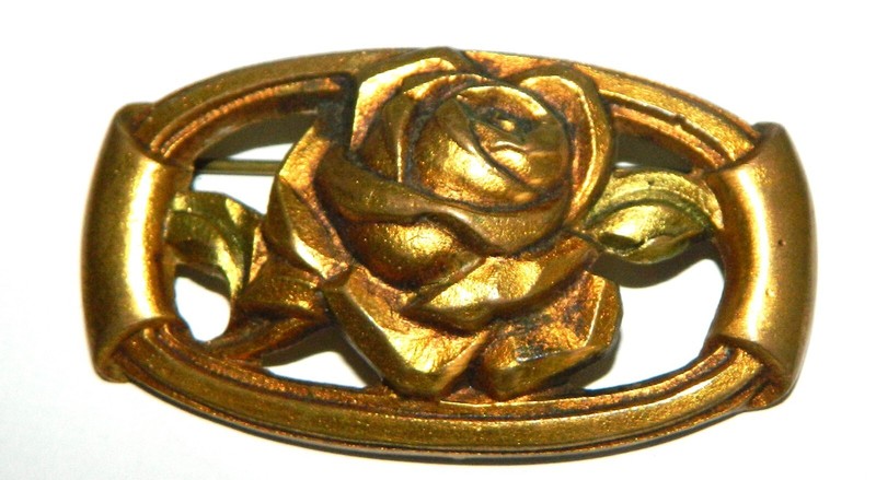 Jolie Broche Art Deco Rose SignÃ© Bijoux Dar
