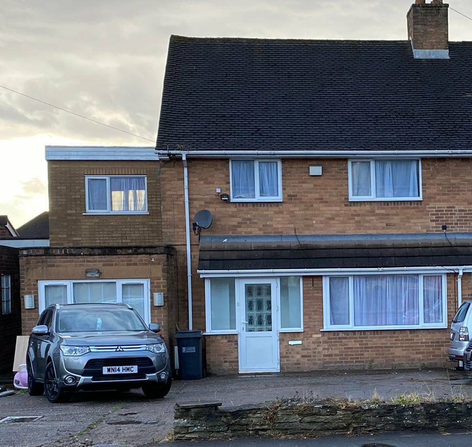 4 Bedroom House Solihull B92 Newly Decorated Reference Check