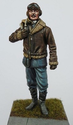 Elan13 Miniatures RAF Pilot WW2 with parachute 1/32 54mm Revell Tamiya