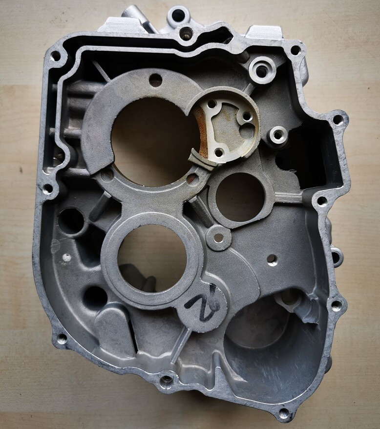 Kurbelgehäuse, rechts 15211-CEE-00 SMC 4MAxX Barossa Canyon Explorer Titan