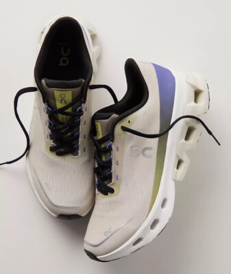 NIB ON CLOUDSPARK Athletic Performance Running Shoes Ice/Grove Sz 7