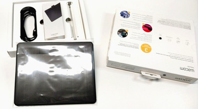 Wacom Intuos CTL-4100 Small Drawing Tablet Black NO PEN Unit Power Cord Manual