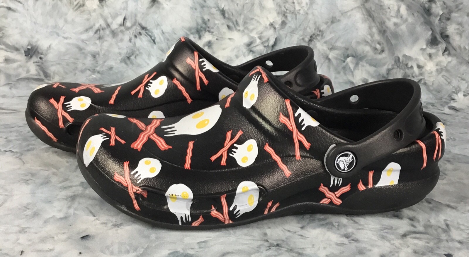 Crocs Bristro Graphic Clogs Black, Bacon And Eggs Men’s Size 7 Women’s Size 9