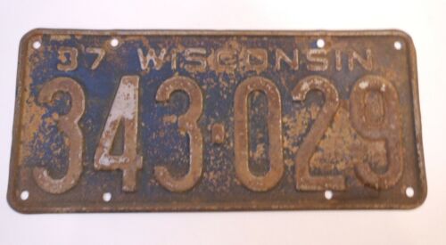 Wisconsin 1937 License Plate