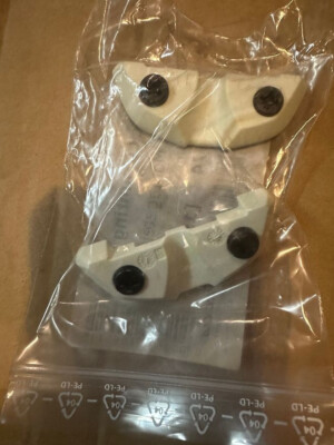 NEW Ski Bindings  Tyrolia Attack mouting toe part 163074 Tyrolia set pair wh