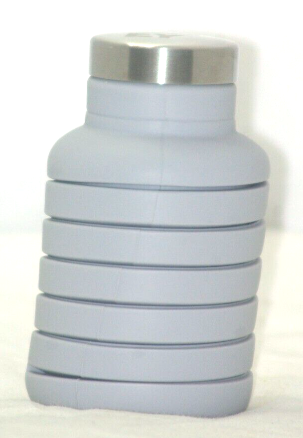 QUE Collapsible Gray Silicone Water Bottle 16 oz