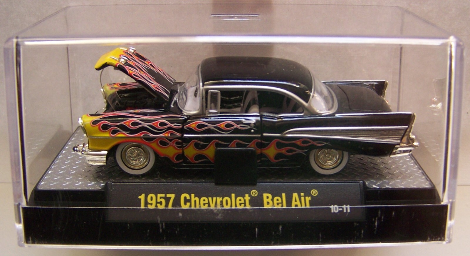 M2MACHINES　'57 ベルエア 1957 Chevrolet Bel Air Black with Flames | M2 Machines