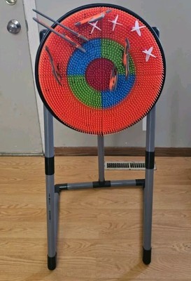 axe throwing game