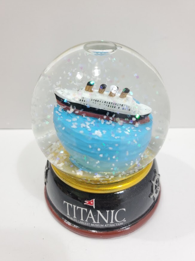 Titanic Museum Snowglobe 3.5", New in box 
