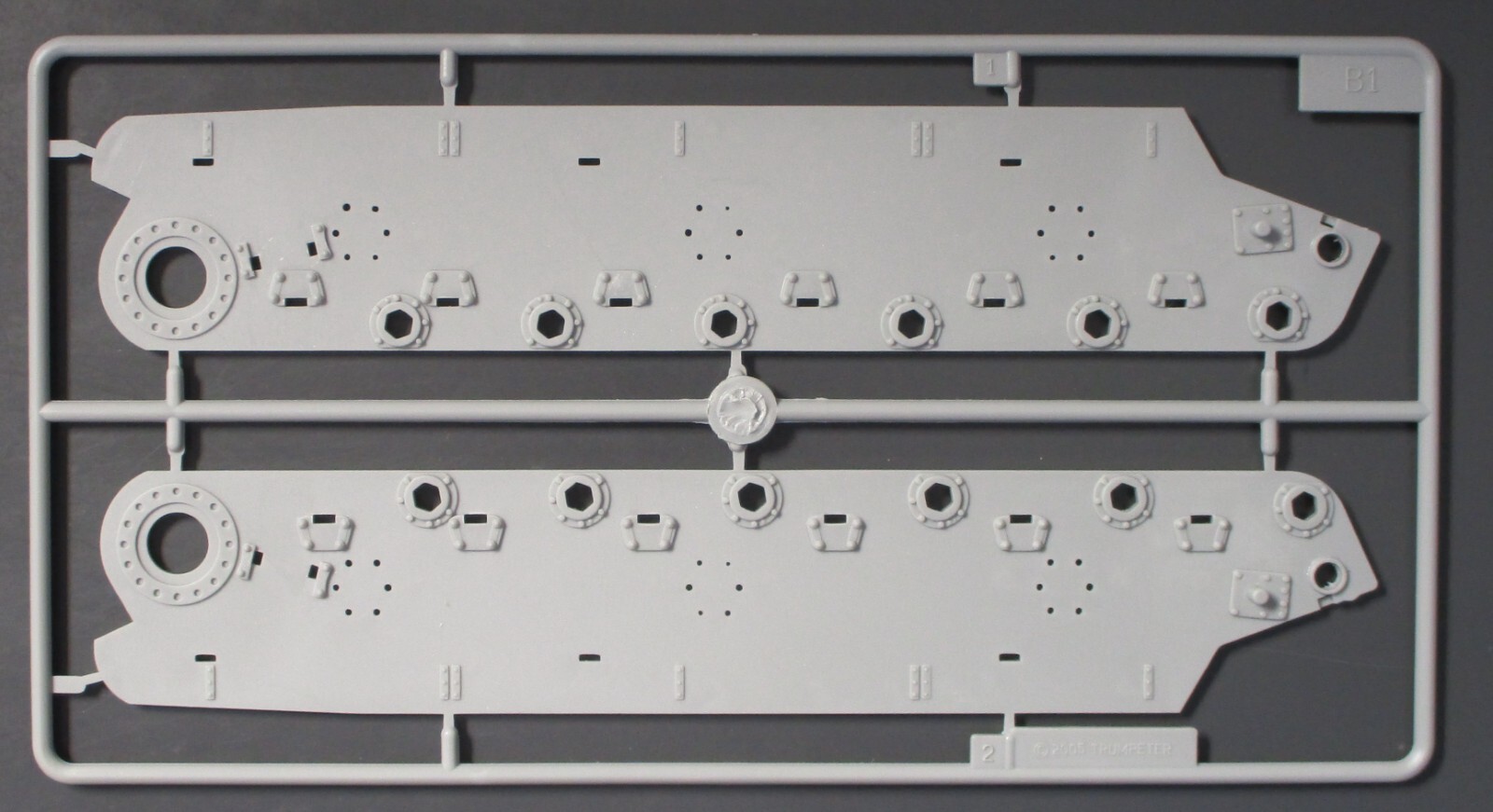 Trumpeter 1/35th Scale Soviet KV-1 - Parts Tree B1 from Kit