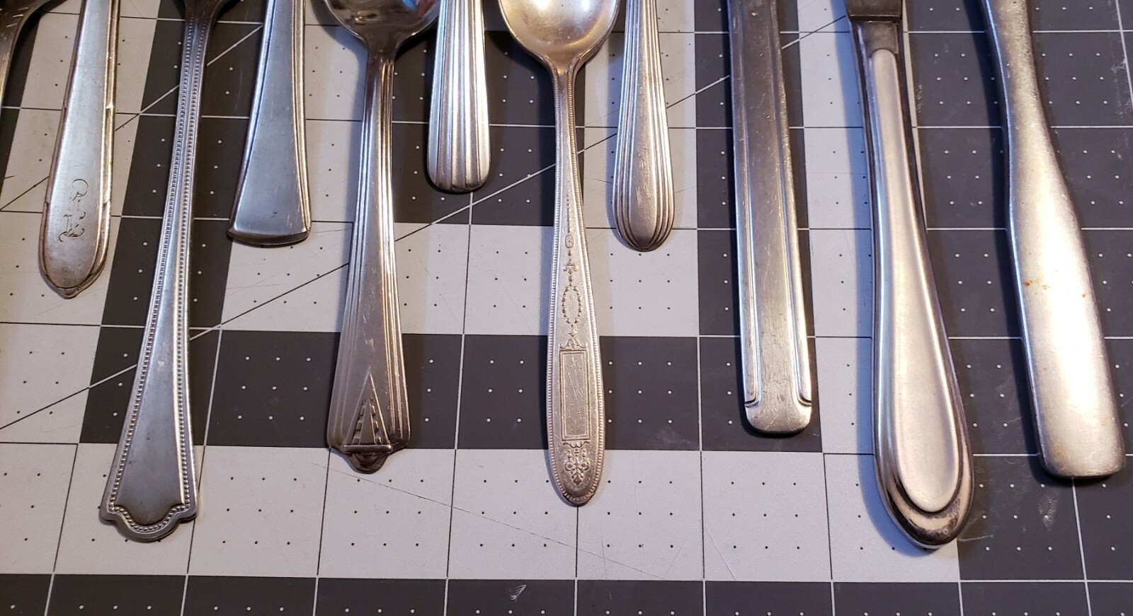 Misc Assorted Knife Spoon Fork Flatware Silverware Gibson Oneida Community Burch