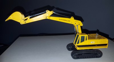 JOAL 216 Cat 225 Pelle Hydraulique Excavatrice Caterpillar Ech. 1/50e