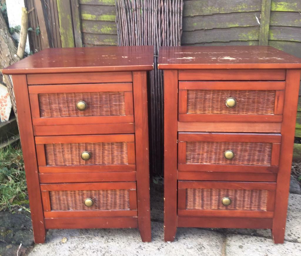 2 x WOOD & RATTAN BEDSIDE DRAWERS NIGHT STANDS PAIR SHABBY