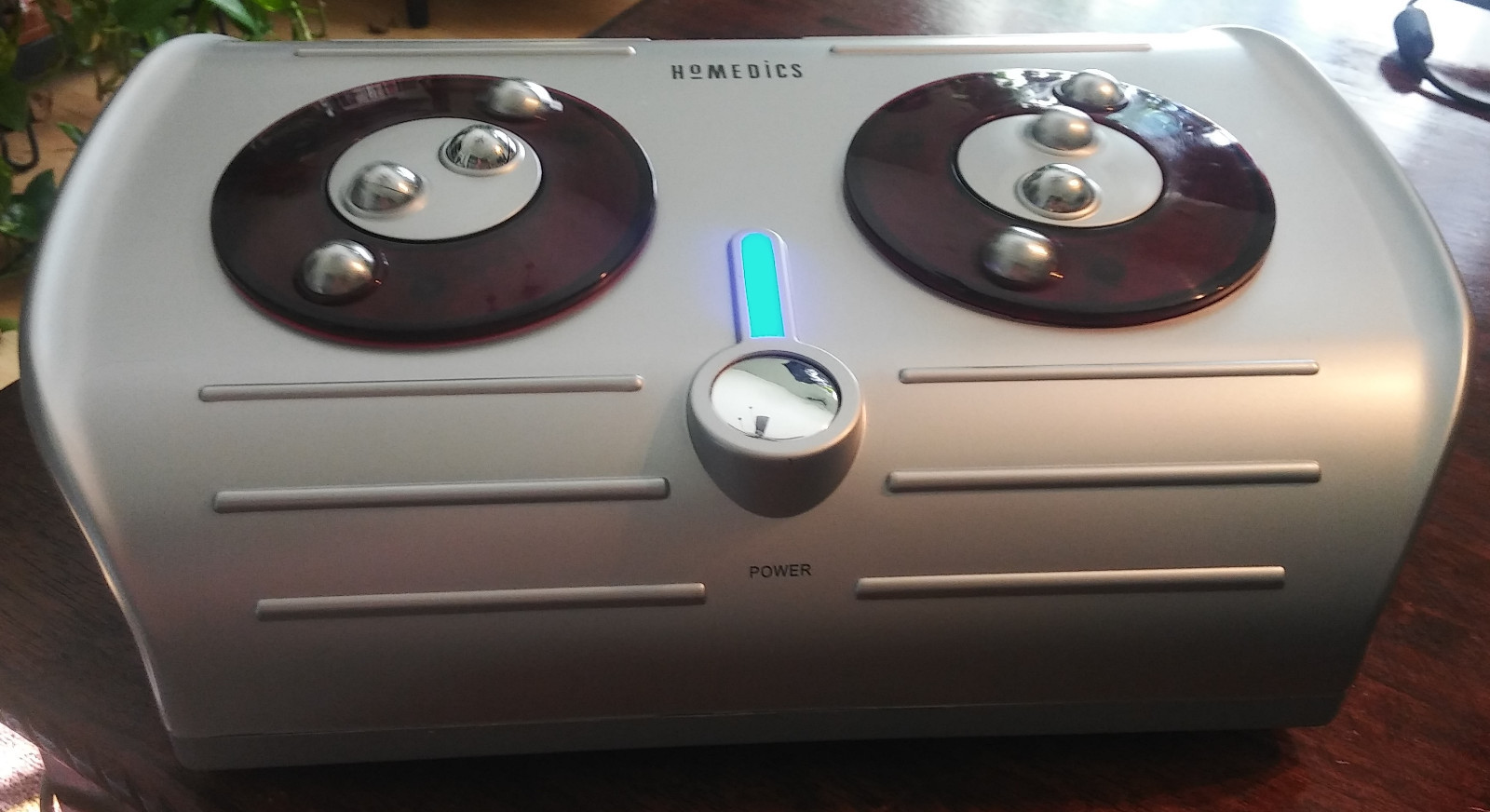 Homedics Model FM-CR-2 Foot pleaser foot massager with counter-rotational kneadi