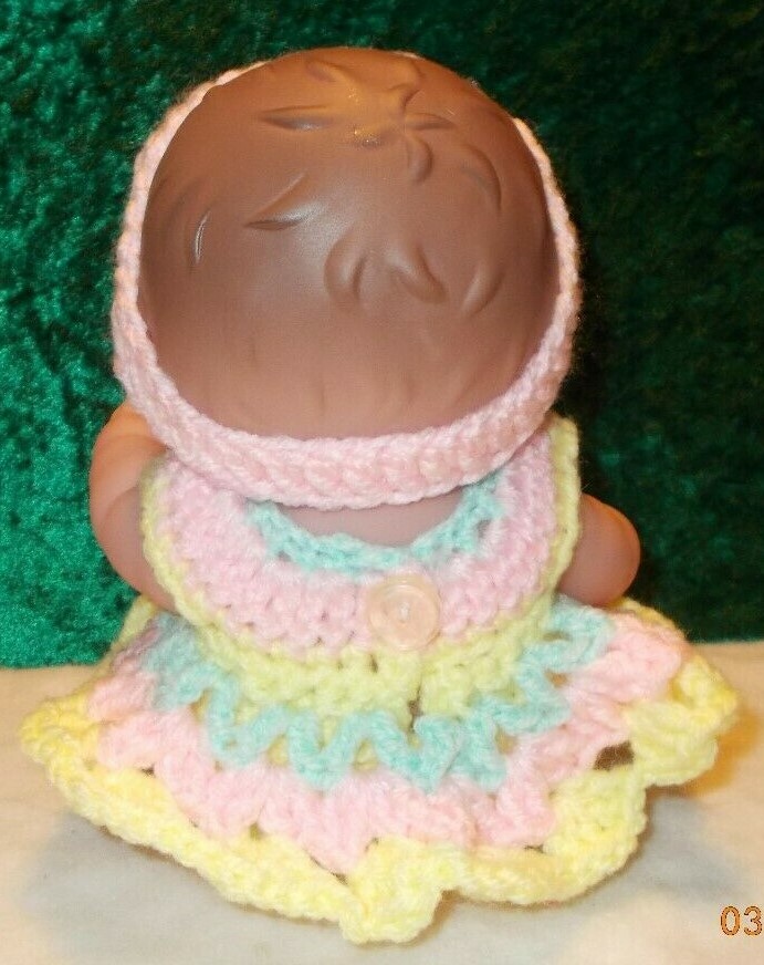 HAND CROCHETED DOLL CLOTHES/fits 8.5