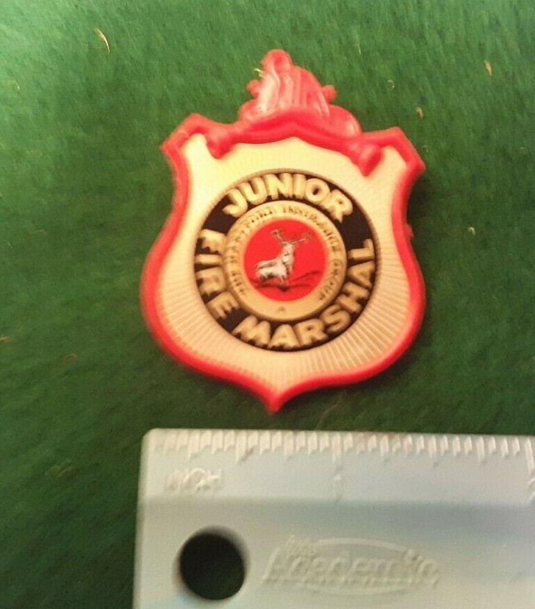 1965 Stoffel Crafted Lapel Emblem JUNIOR FIRE MARSHALL Toy Badge w HARTFORD Adv.