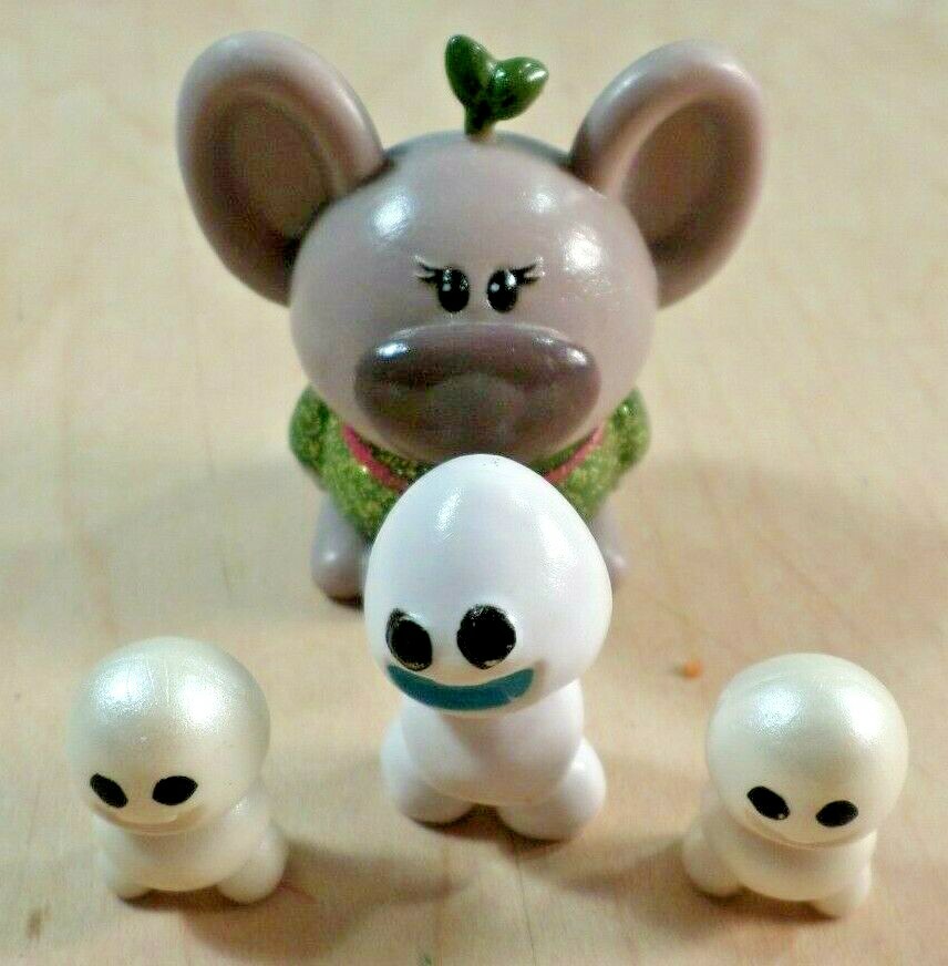 Disney Frozen Castle~Furniture~Dolls~Figurines~Sled~Lights~