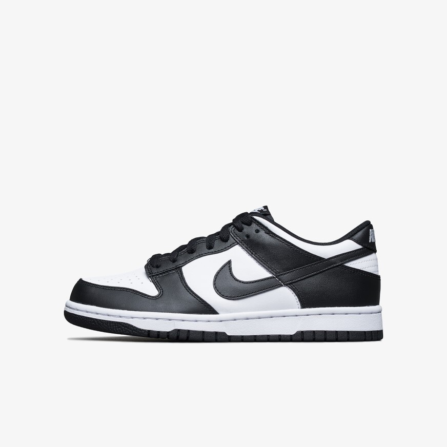 Обувь Nike Dunk Low Black GS (CW1590-100) «Белая черная панда»