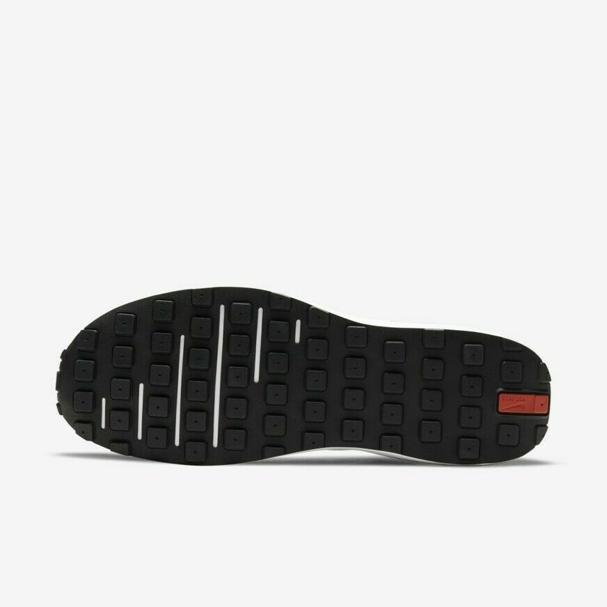 

МУЖСКИЕ КРОССОВКИ NIKE WAFFLE ONE Черный/Белый DA7995-001 размер 9–15, Nike Waffle One