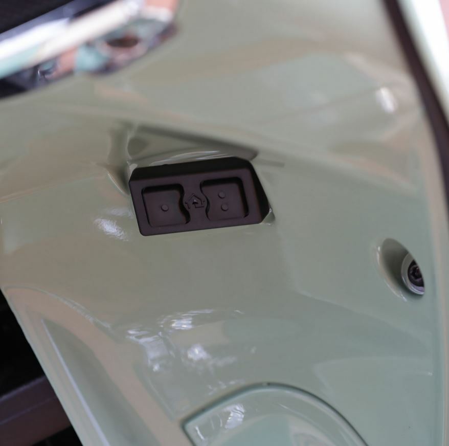 Genuine Indian Motorcycles Fairing Mounted Garage Door Opener